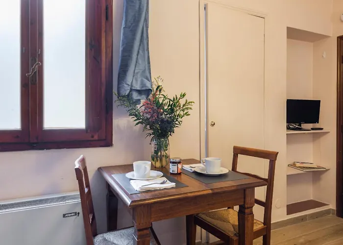 - Ariento Vittoria *